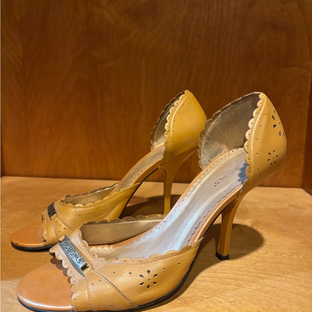 BCBGirls Tan Scalloped Heels